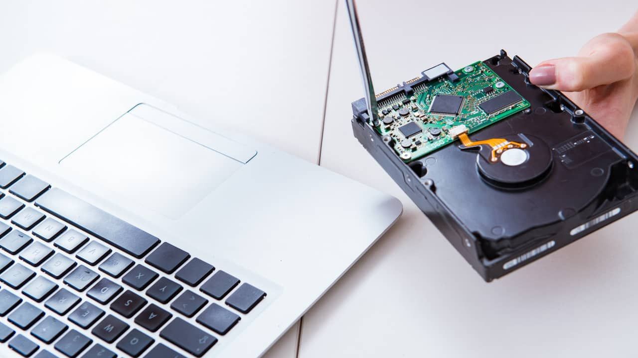 5 Tips for Choosing the Right Data Recovery Service Provider